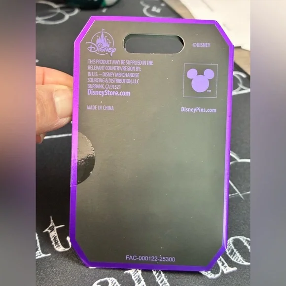 Disney Parks 2026 Princess Charming Regal Carrousel Pin Artist Collection - Picture 4 of 6